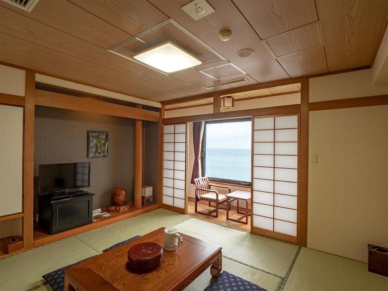 The Hotel Yakushima Ocean & Forest Esterno foto